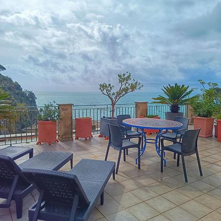 L'Oblo Apartment Riomaggiore Exterior photo
